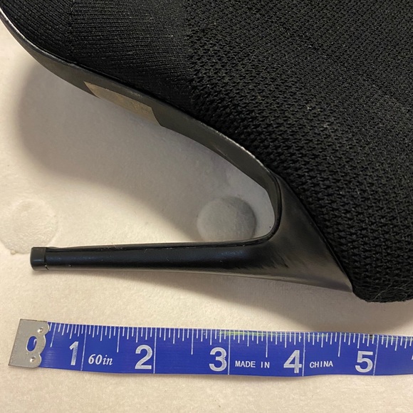 Steve Madden stretched knitted Heels - Picture 4 of 4